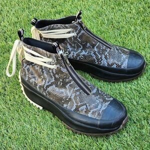 CONVERSE RUN STAR - Womens Hiking Shoes - SIZE 10